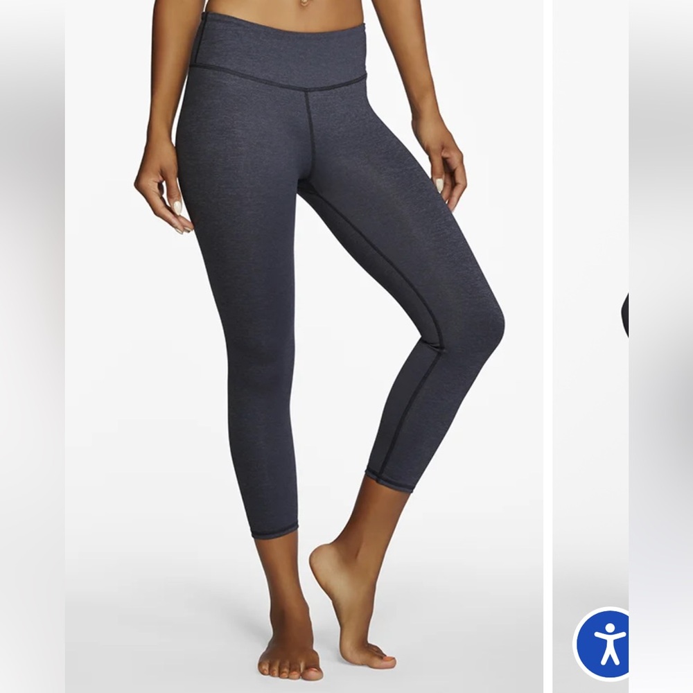FABLETICS SALAR CAPRI LEGGINGS
